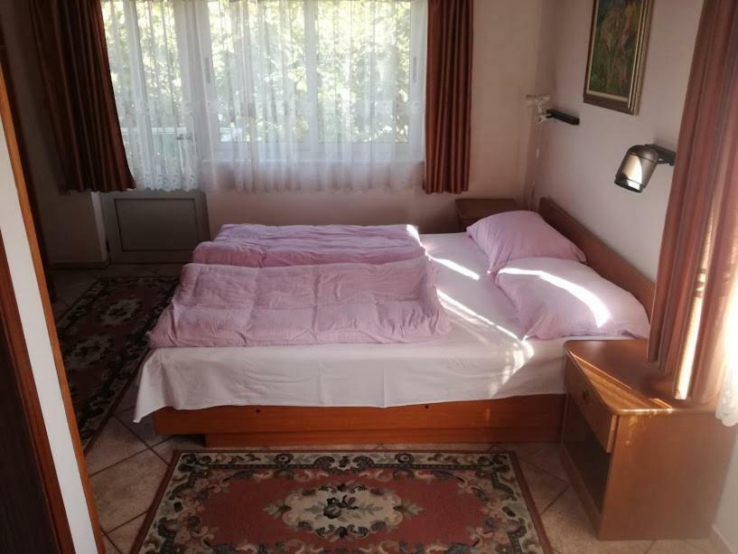 Apartmani Marijana Selce Eksteriør bilde