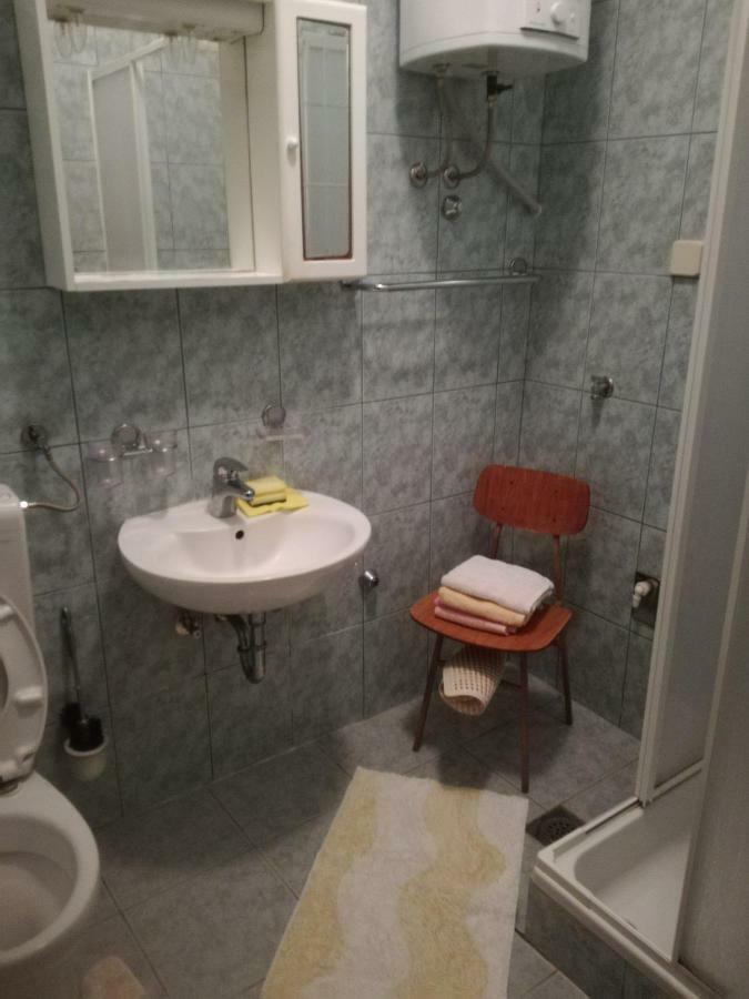 Apartmani Marijana Selce Eksteriør bilde