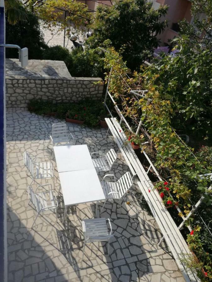 Apartmani Marijana Selce Eksteriør bilde